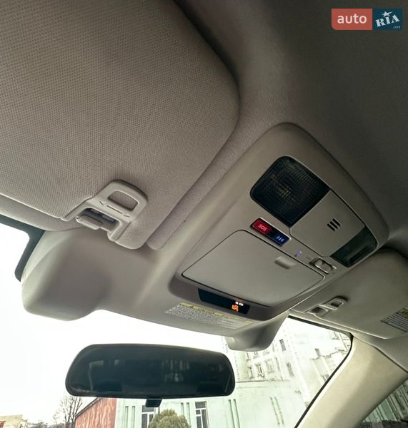 Седан Subaru Legacy 2016 в Днепре