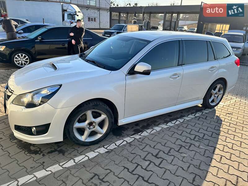 Subaru Legacy 2012