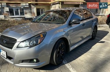 Седан Subaru Legacy 2010 в Киеве