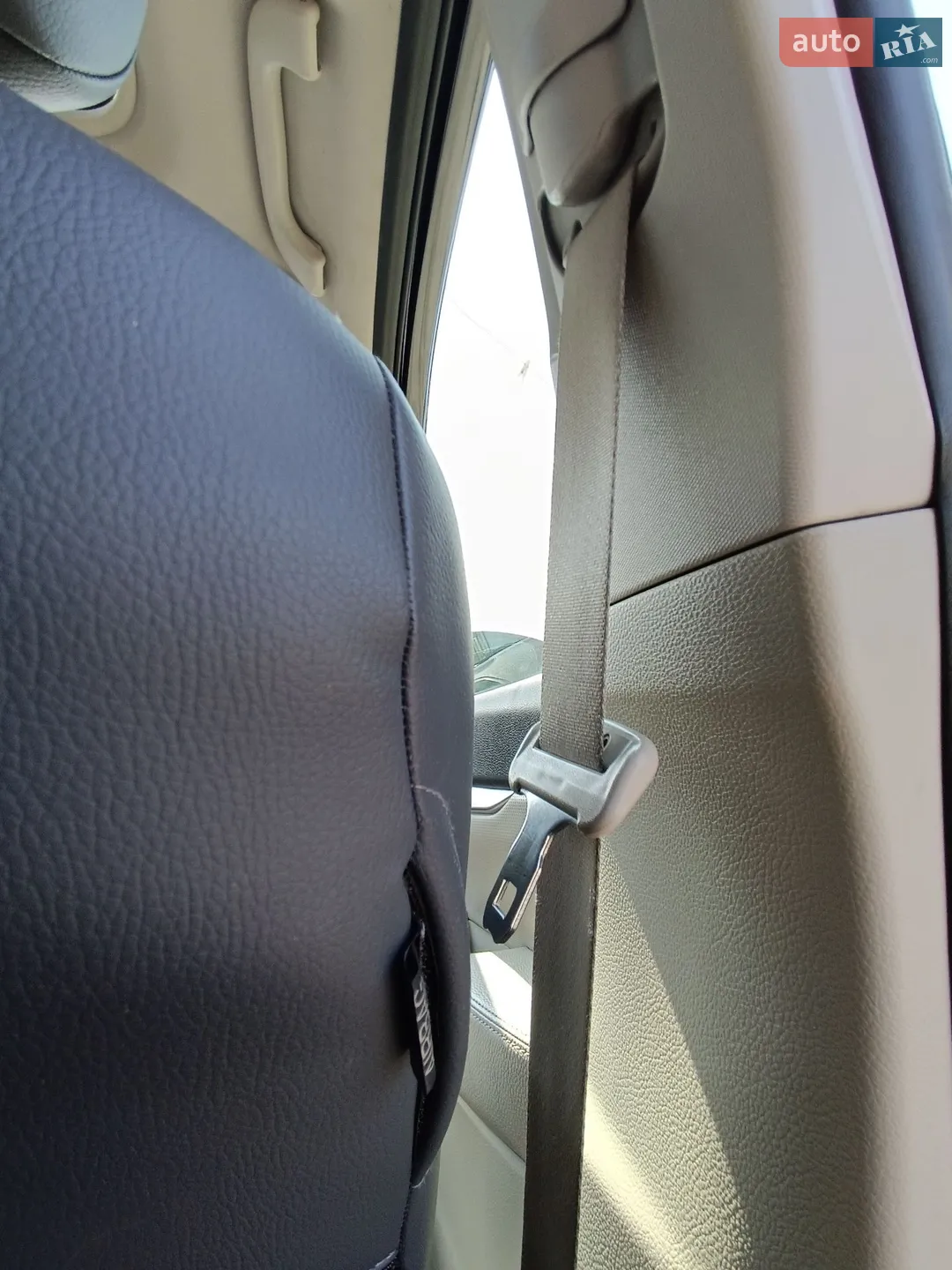 2013 Subaru Legacy - мініатюра 24