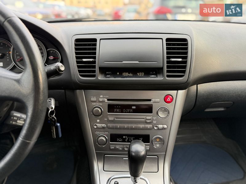 Седан Subaru Legacy 2004 в Киеве