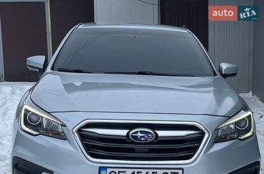 Седан Subaru Legacy 2017 в Чернівцях
