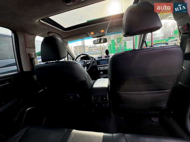 Седан Subaru Legacy 2016 в Києві