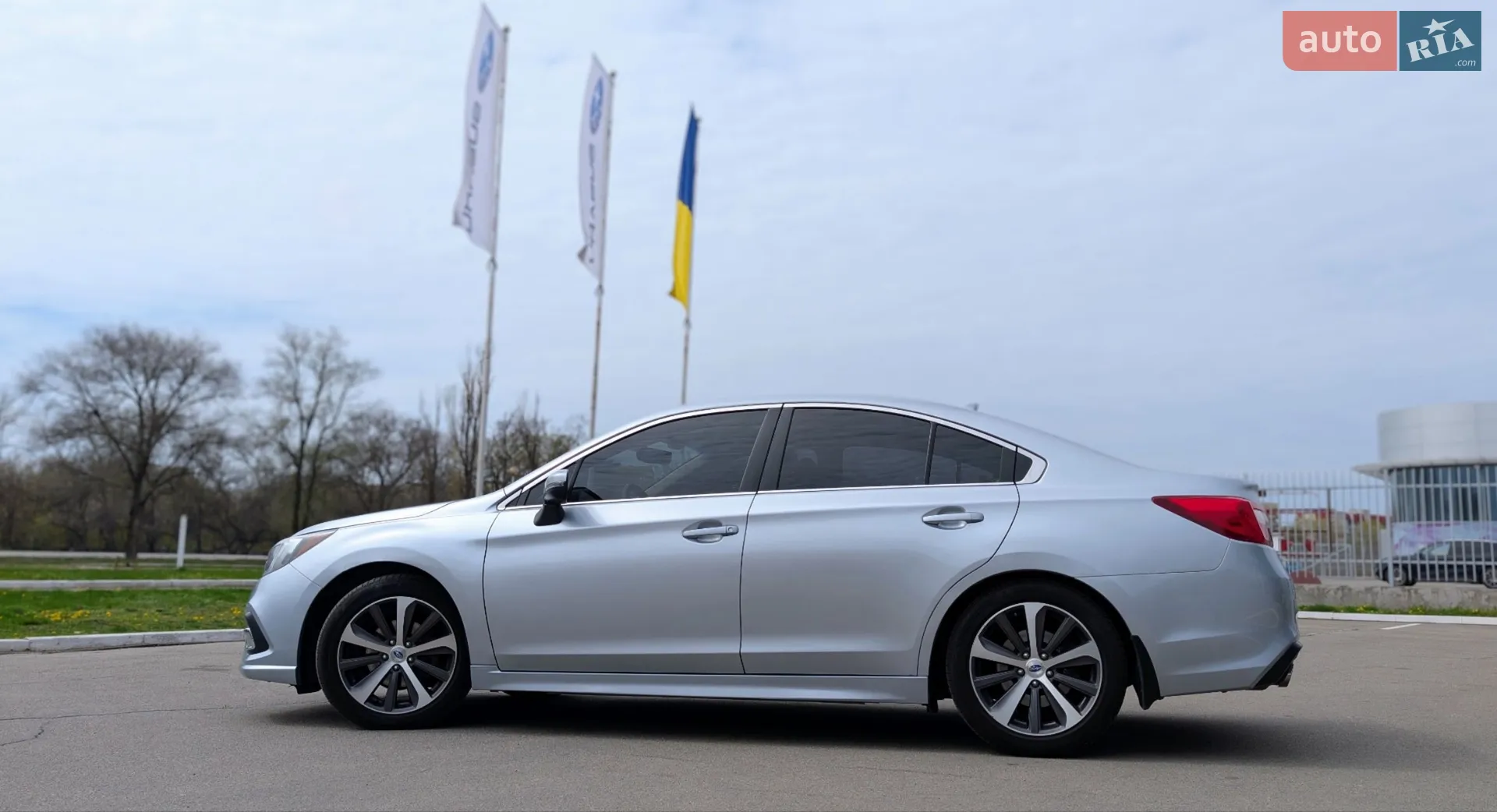 2018 Subaru Legacy - мініатюра 3