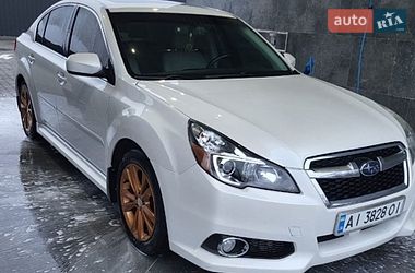 Седан Subaru Legacy 2013 в Киеве