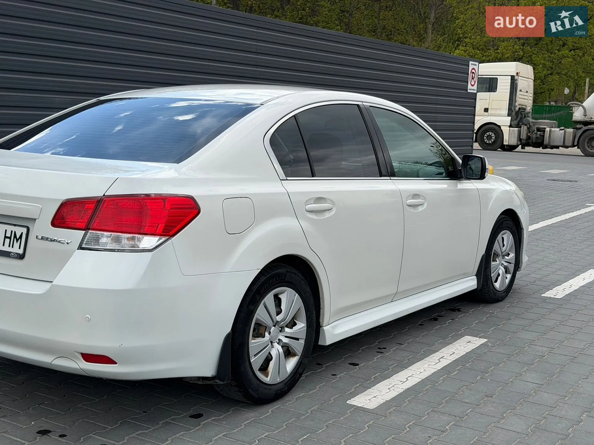 2010 Subaru Legacy - мініатюра 8