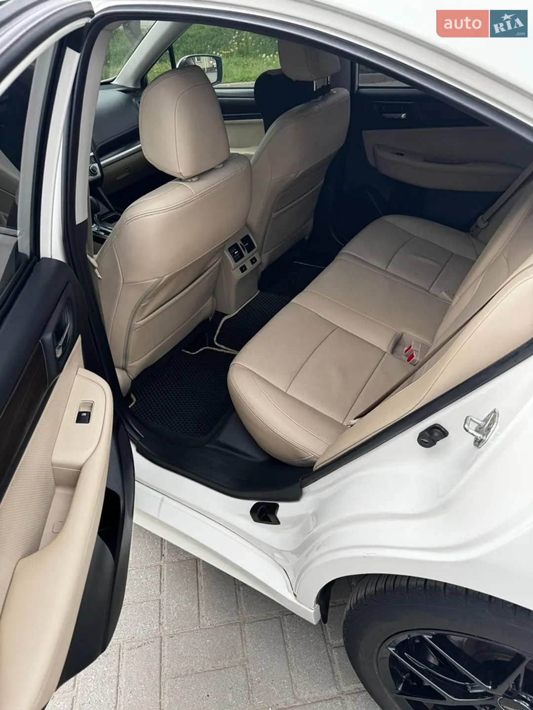 2015 Subaru Legacy - мініатюра 8