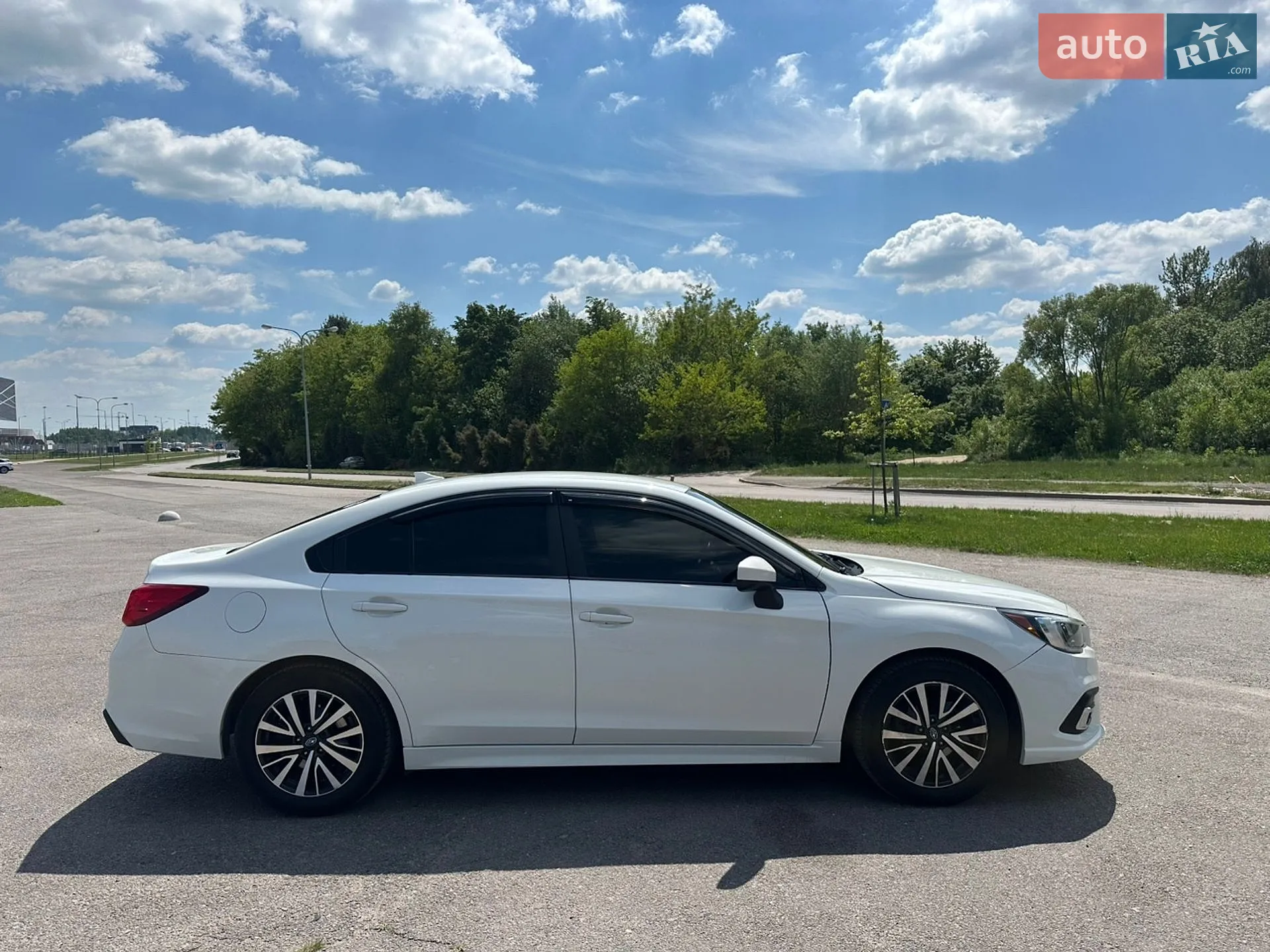 2019 Subaru Legacy - мініатюра 3