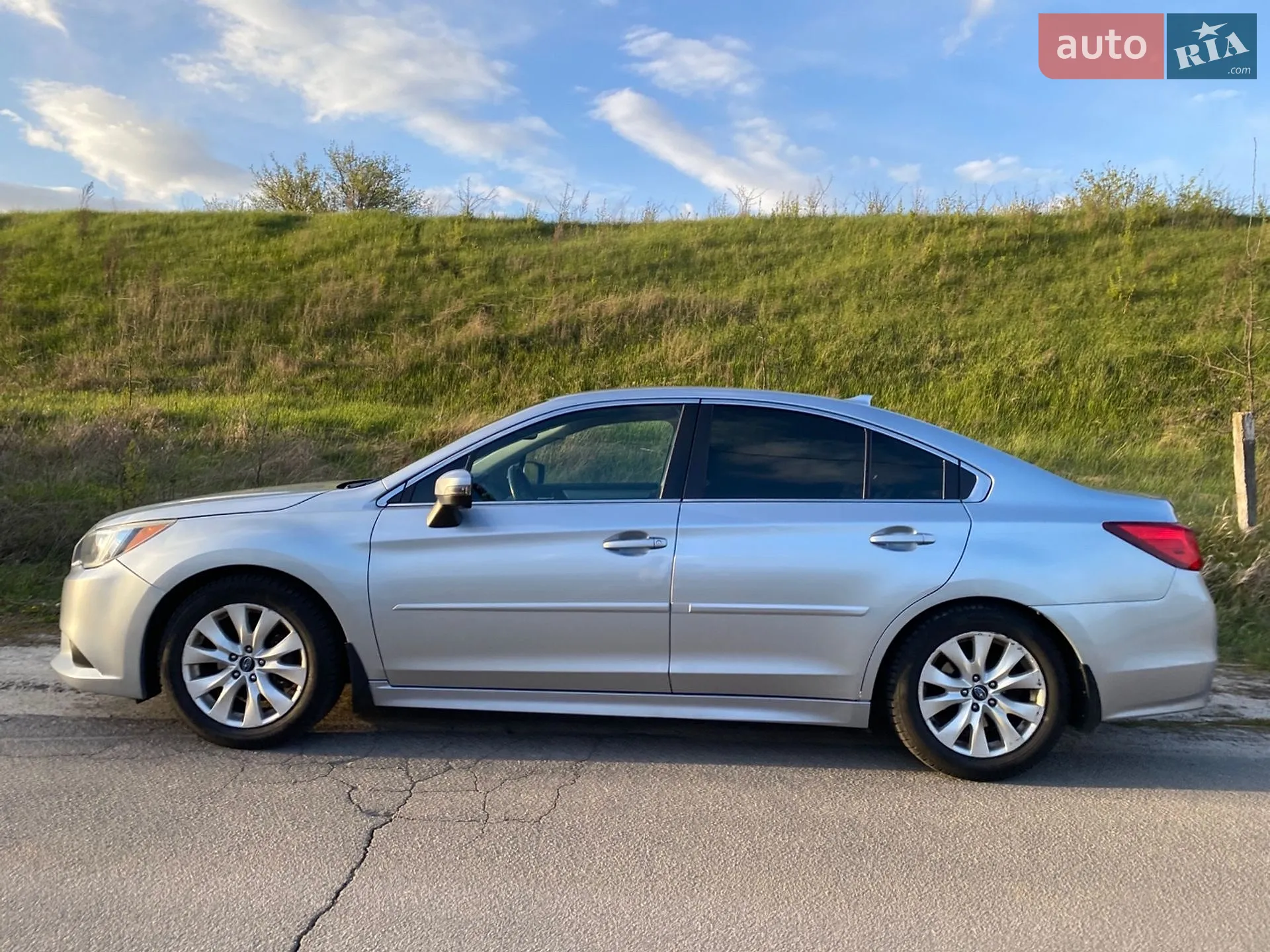 2015 Subaru Legacy - мініатюра 4
