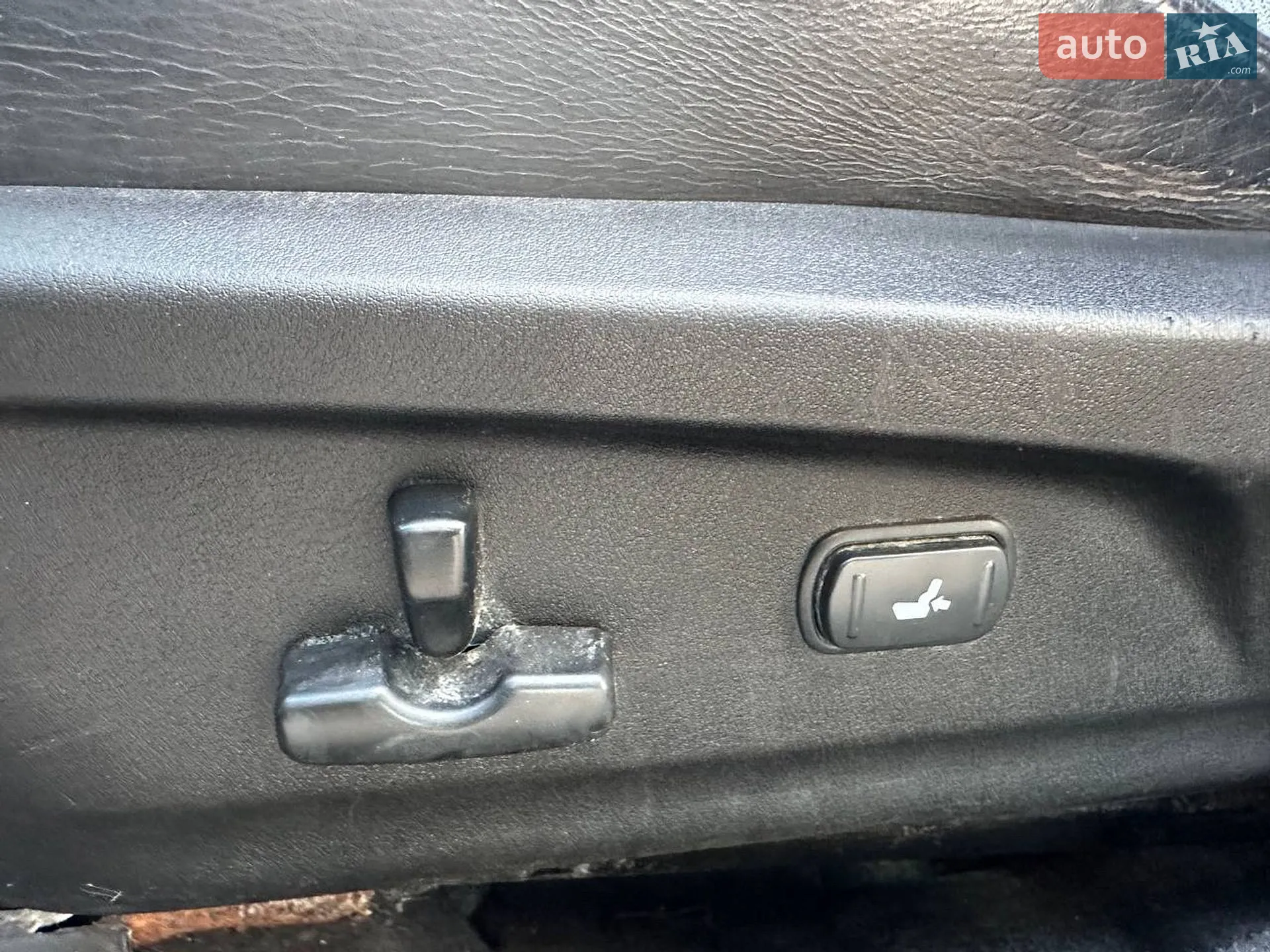 2010 Subaru Legacy - мініатюра 20