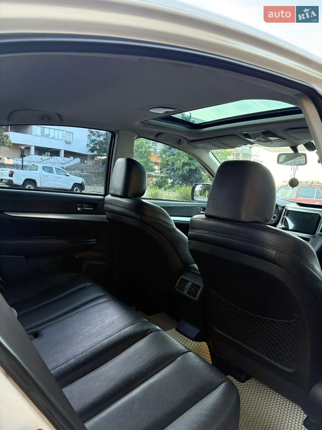 2010 Subaru Legacy - мініатюра 19