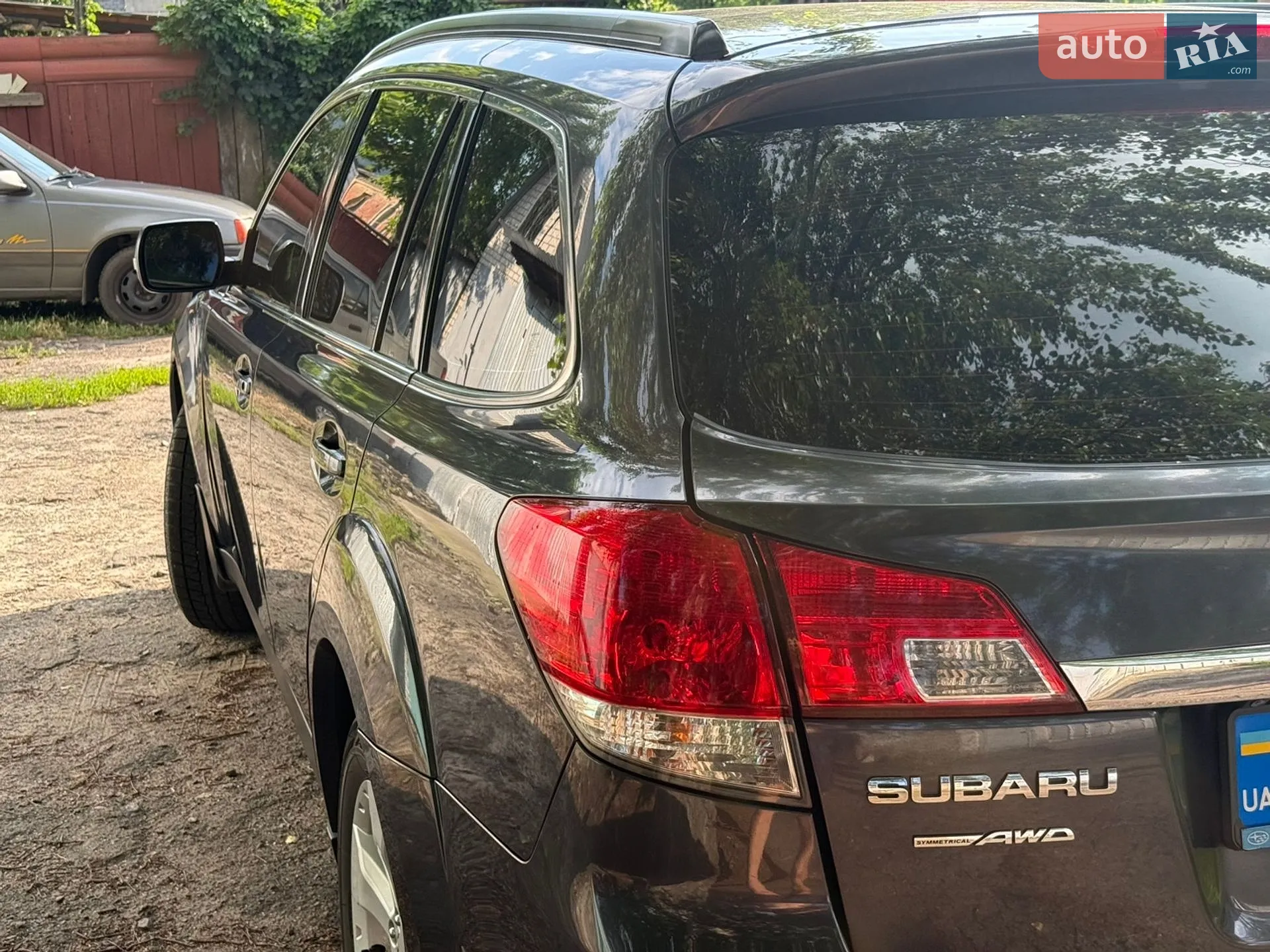2010 Subaru Outback - мініатюра 2