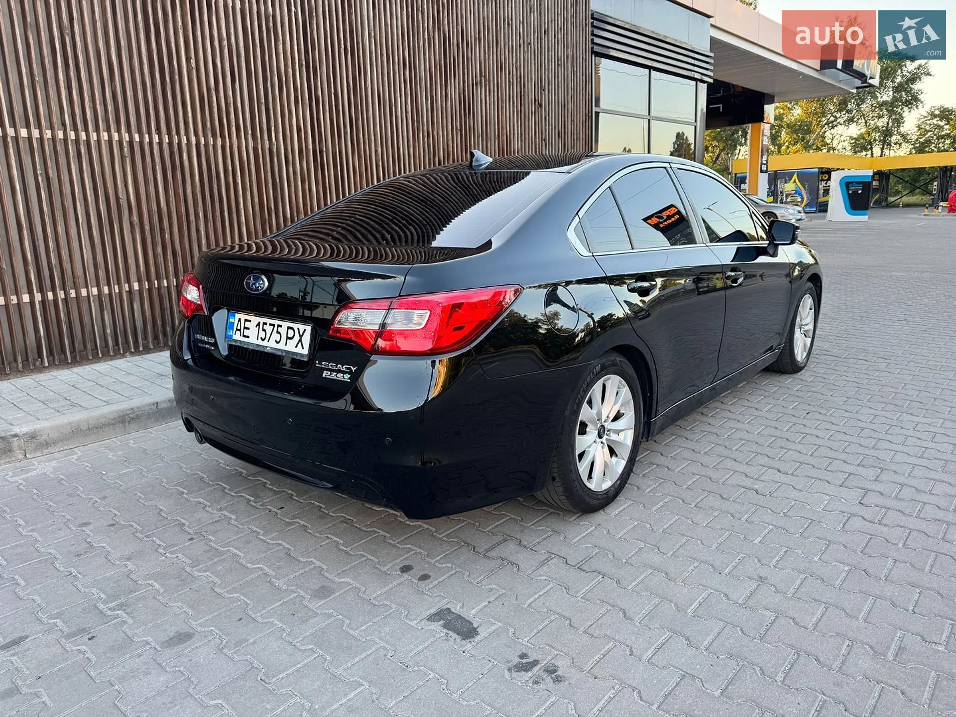 2016 Subaru Legacy - мініатюра 4