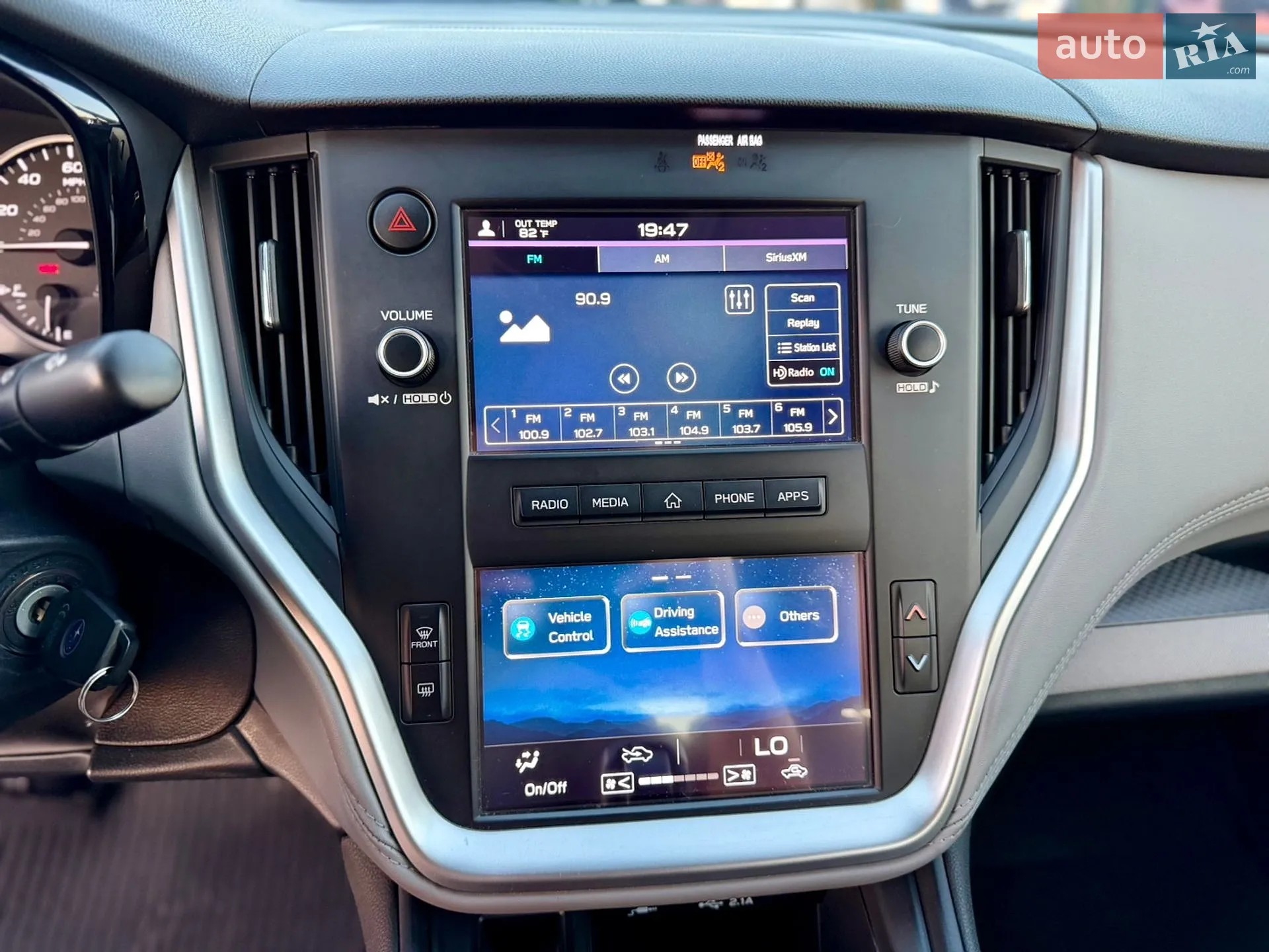 2019 Subaru Legacy - мініатюра 40
