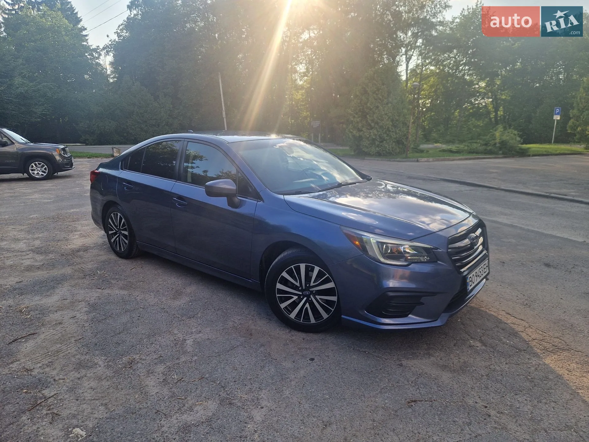 2017 Subaru Legacy - мініатюра 2