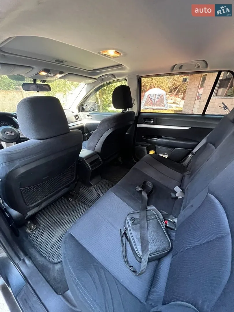 2011 Subaru Legacy - мініатюра 4