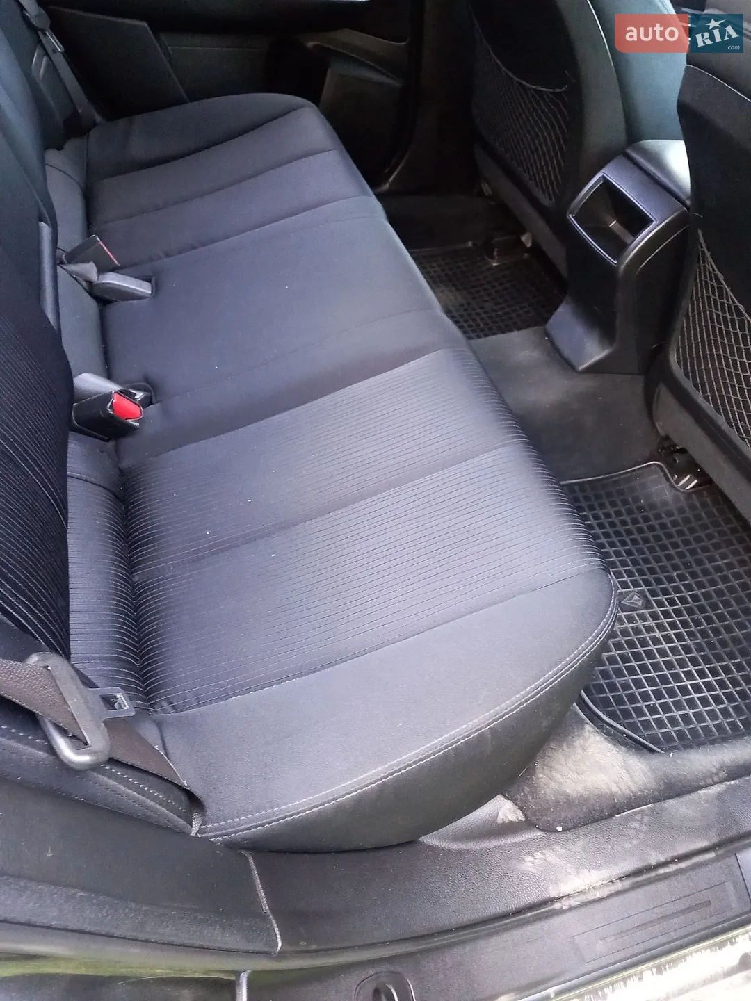 2011 Subaru Legacy - мініатюра 16