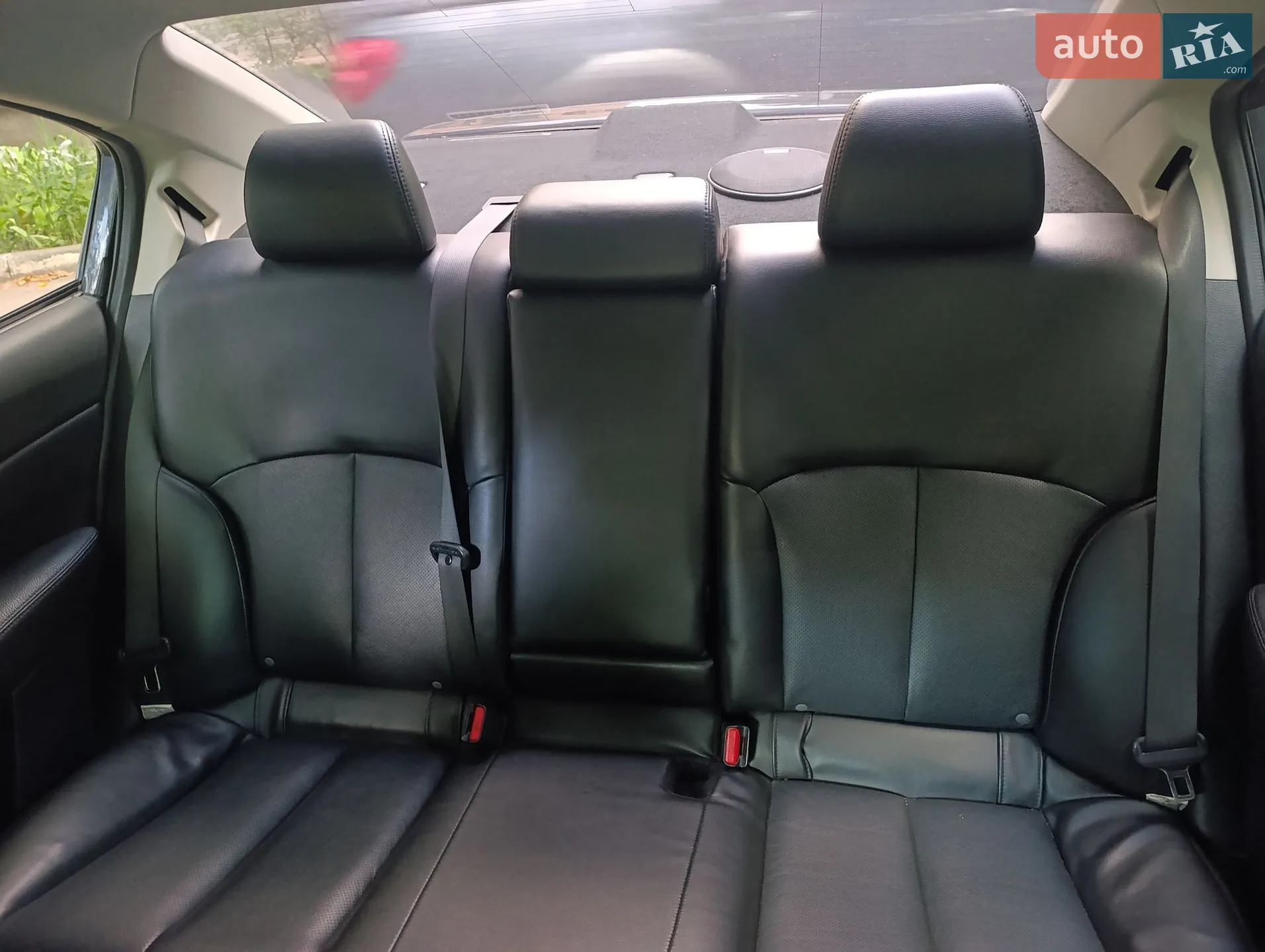 2012 Subaru Legacy - мініатюра 21