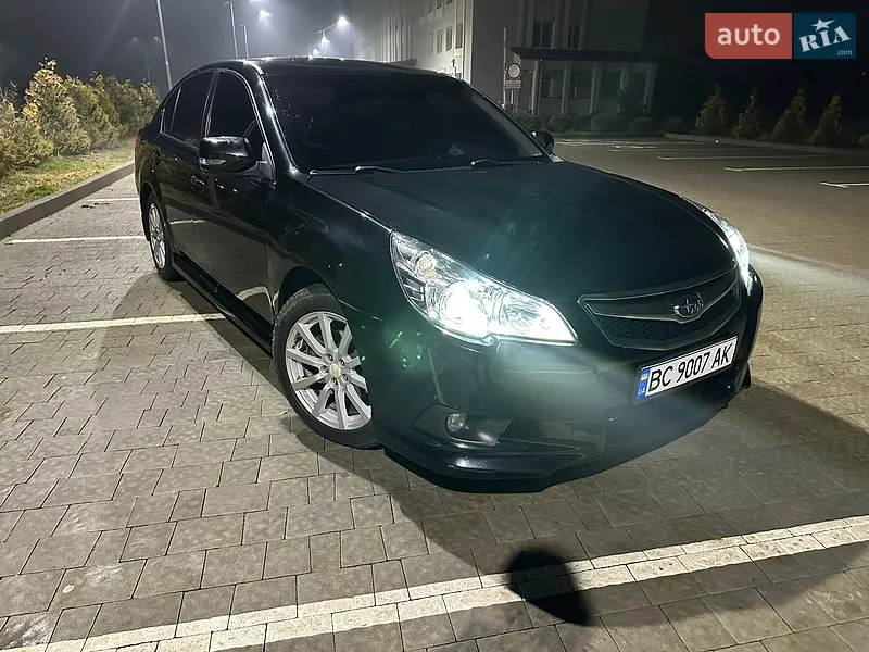Subaru Legacy 2011