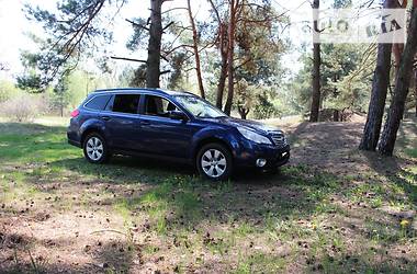 Универсал Subaru Outback 2011 в 