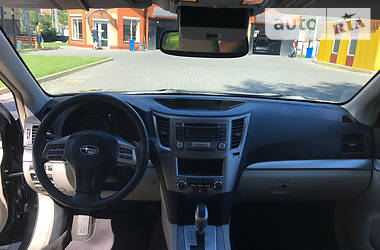 Внедорожник / Кроссовер Subaru Outback 2014 в Хмельницком