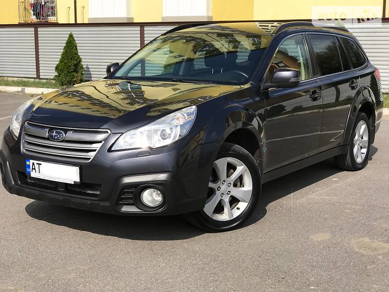 Позашляховик / Кросовер Subaru Outback 2013 в Івано-Франківську