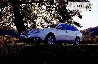 Другие легковые Subaru Outback 2011 в Ужгороде