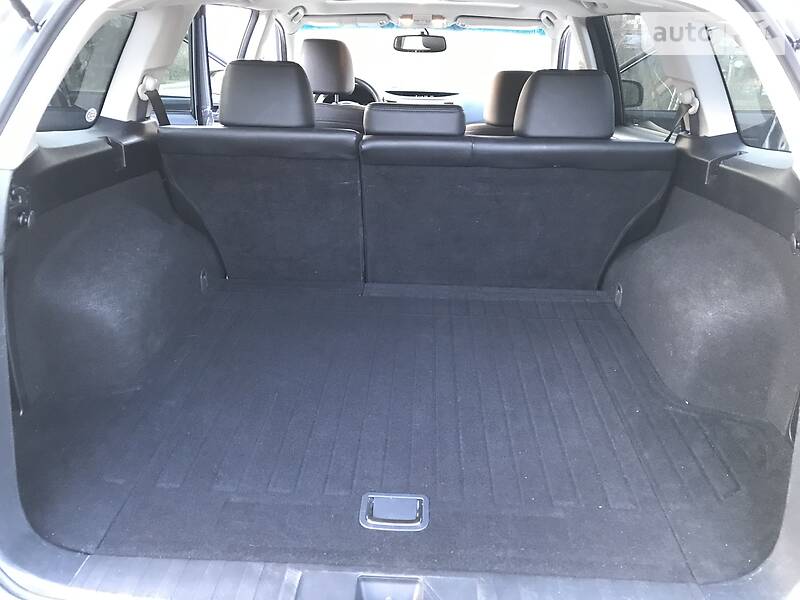 Універсал Subaru Outback 2013 в Чернівцях