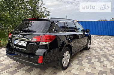 Универсал Subaru Outback 2011 в Хмельницком