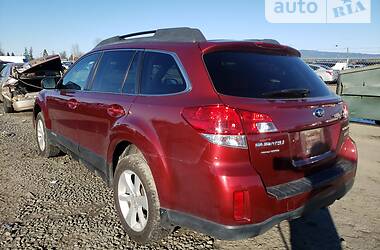 Внедорожник / Кроссовер Subaru Outback 2013 в Киеве