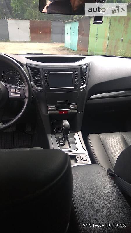 Універсал Subaru Outback 2011 в Одесі