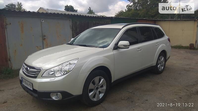 Універсал Subaru Outback 2011 в Одесі
