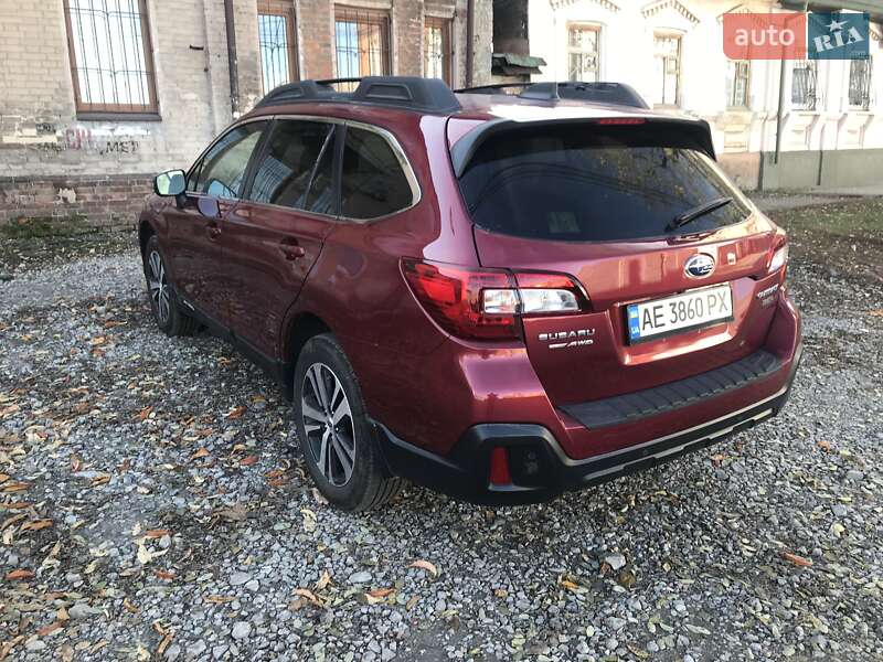 Універсал Subaru Outback 2018 в Дніпрі