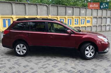 Внедорожник / Кроссовер Subaru Outback 2011 в Днепре