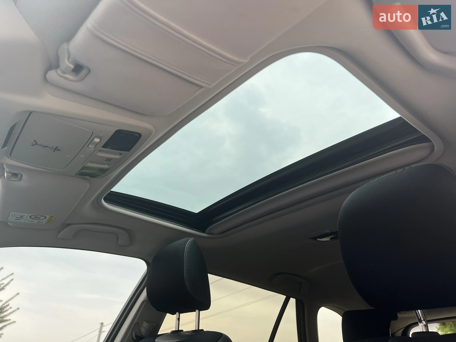 2015 Subaru Outback - мініатюра 17