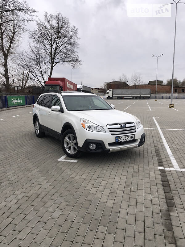 Внедорожник / Кроссовер Subaru Outback 2012 в Тернополе