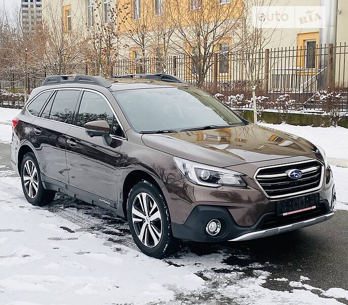 Внедорожник / Кроссовер Subaru Outback 2018 в 
