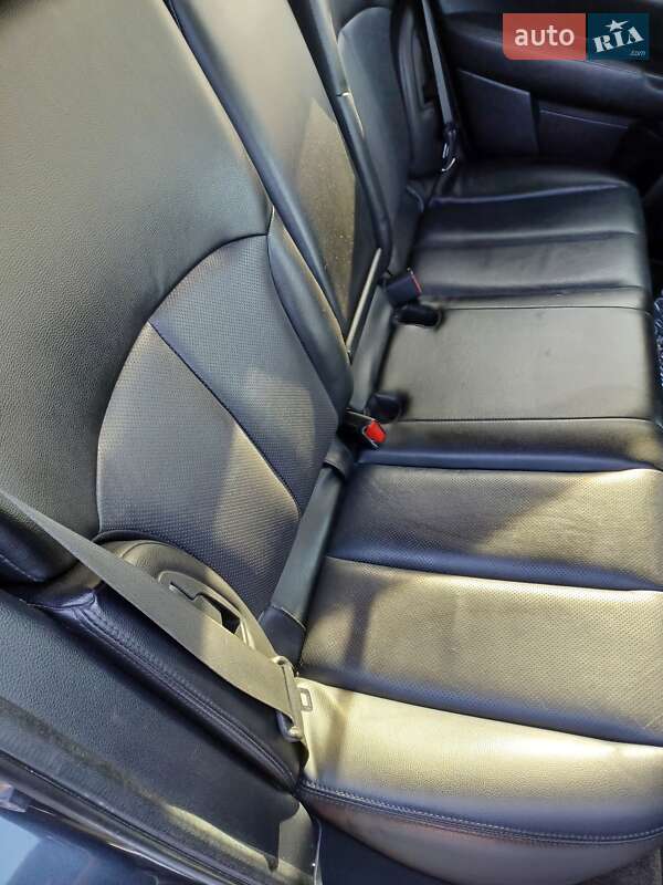 Універсал Subaru Outback 2012 в Тернополі