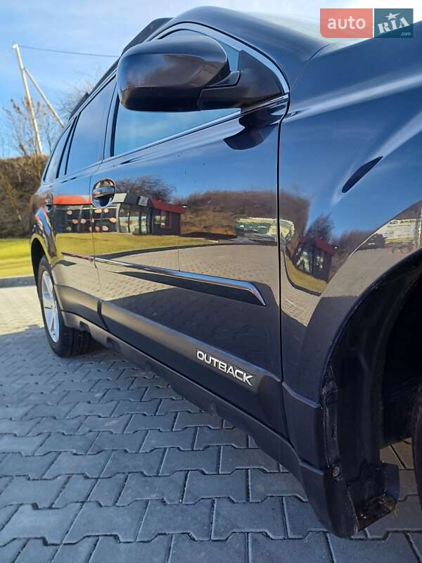 Універсал Subaru Outback 2012 в Тернополі