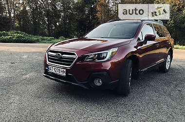 Внедорожник / Кроссовер Subaru Outback 2015 в Бурштыне
