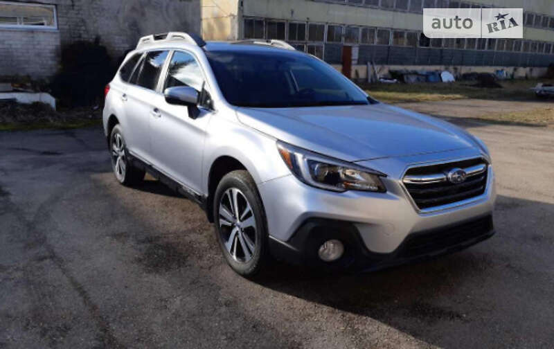 Універсал Subaru Outback 2018 в Києві