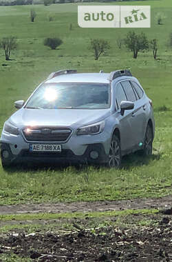 Универсал Subaru Outback 2018 в Днепре
