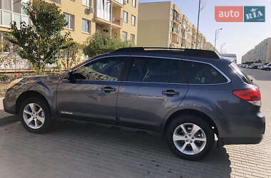 Універсал Subaru Outback 2013 в Одесі