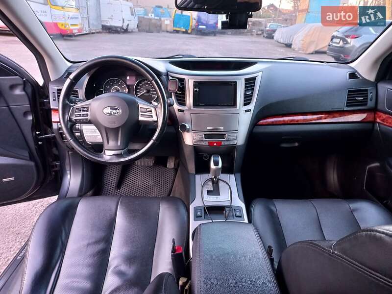 Универсал Subaru Outback 2012 в Виннице