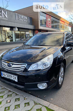 Универсал Subaru Outback 2010 в Киеве