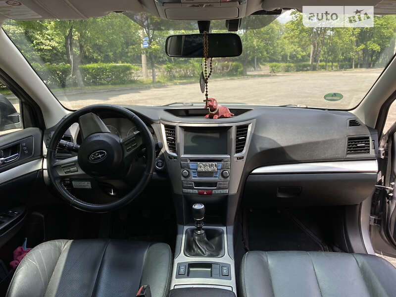 Универсал Subaru Outback 2011 в Тернополе