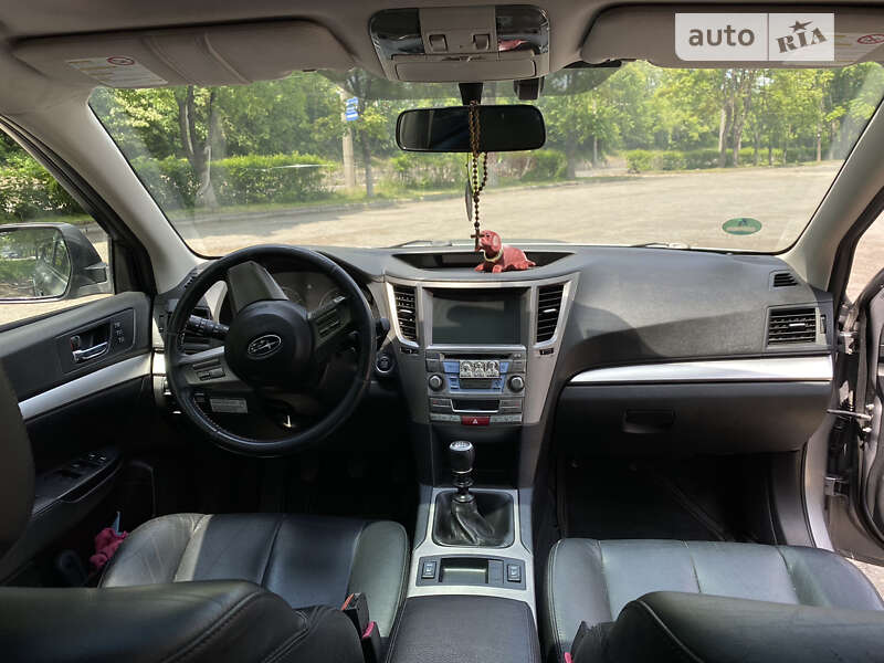 Универсал Subaru Outback 2011 в Тернополе