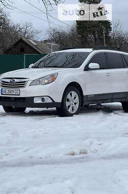 Универсал Subaru Outback 2011 в Новомосковске