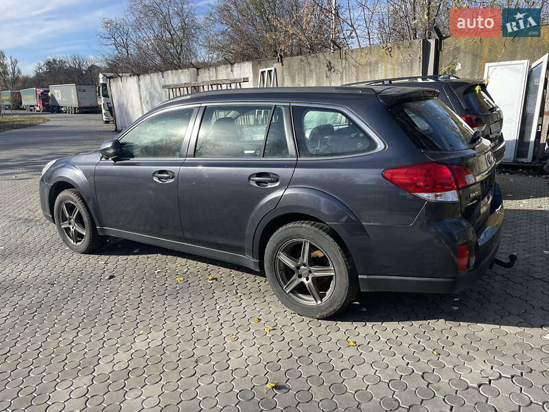 Універсал Subaru Outback 2010 в Дніпрі