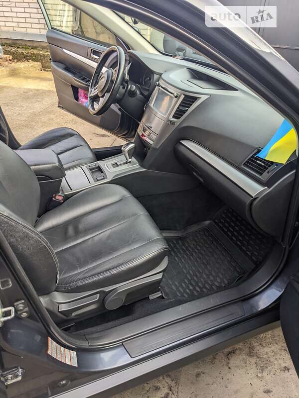 Универсал Subaru Outback 2011 в Жмеринке
